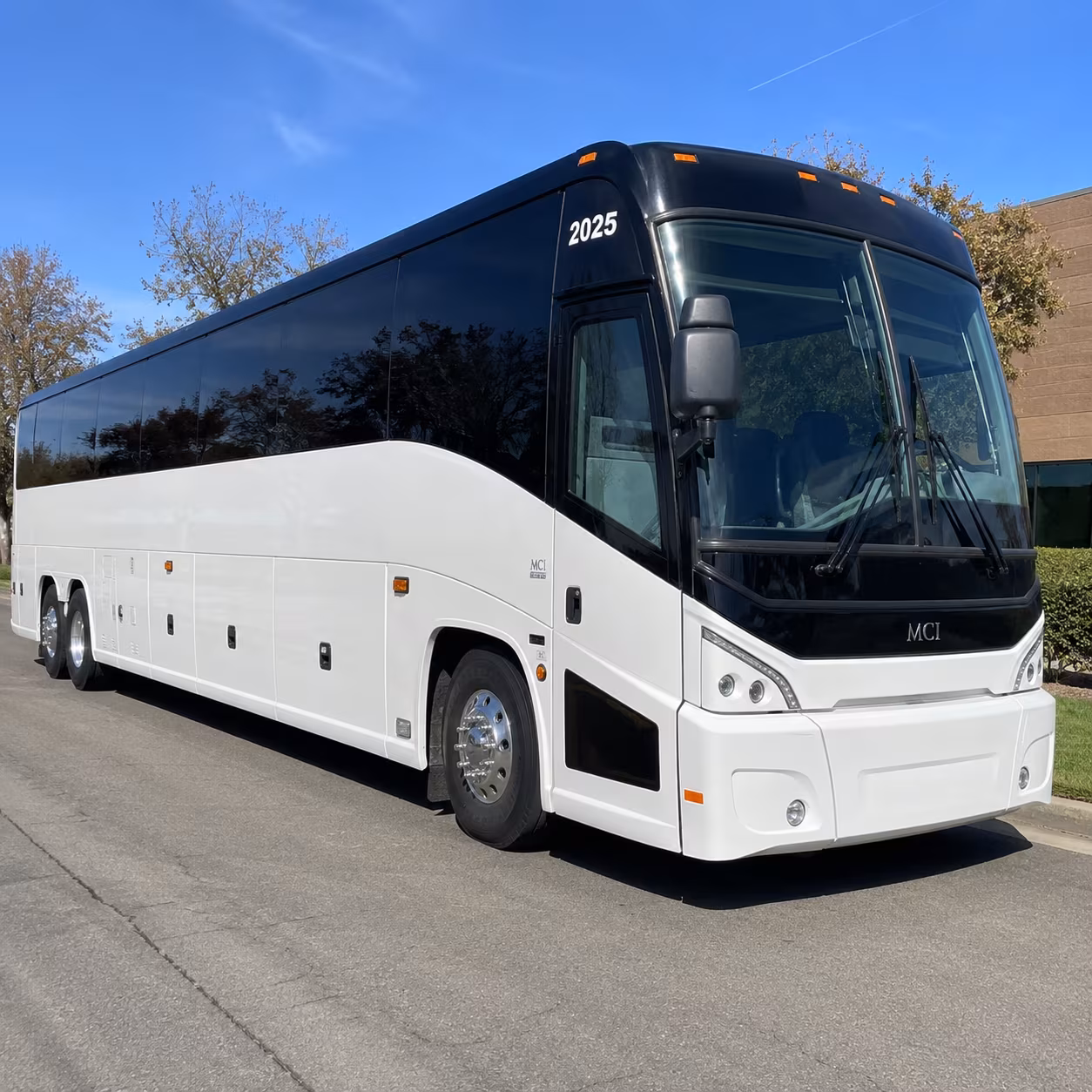 employee shuttle buses for vista s manufacturing and warehouse teams