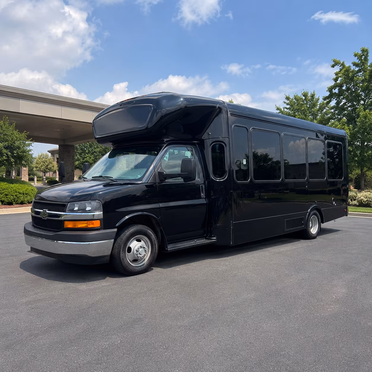 rent a party bus in vista for the perfect pre prom dinner run