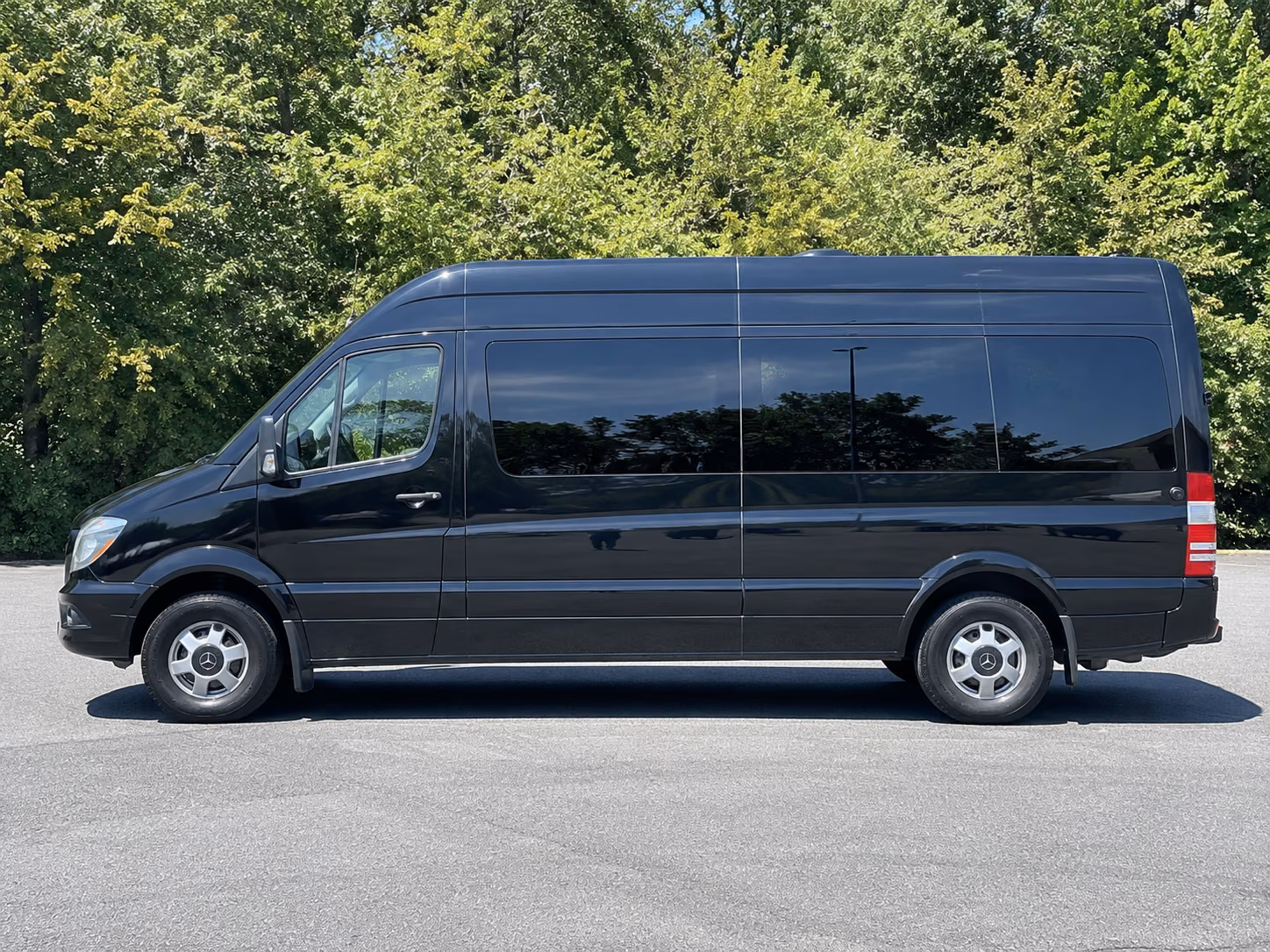 shuttle buses for vista employers near the coaster and sprinter stations